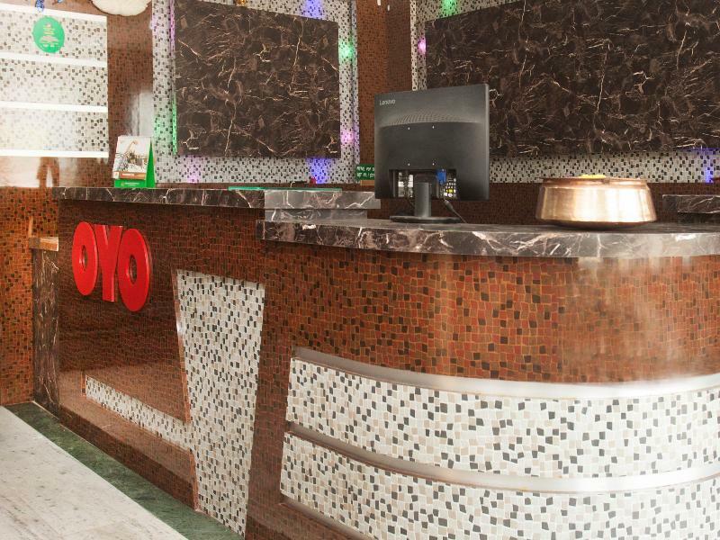 Oyo 343 Pop Life Hotel Banke Экстерьер фото