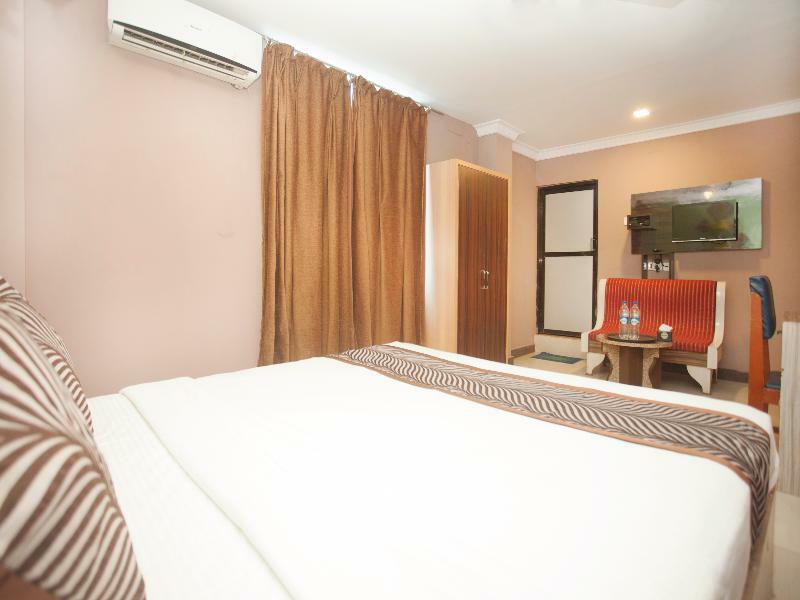 Oyo 343 Pop Life Hotel Banke Экстерьер фото